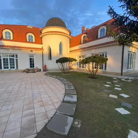 Diamond House Homestay Kourim